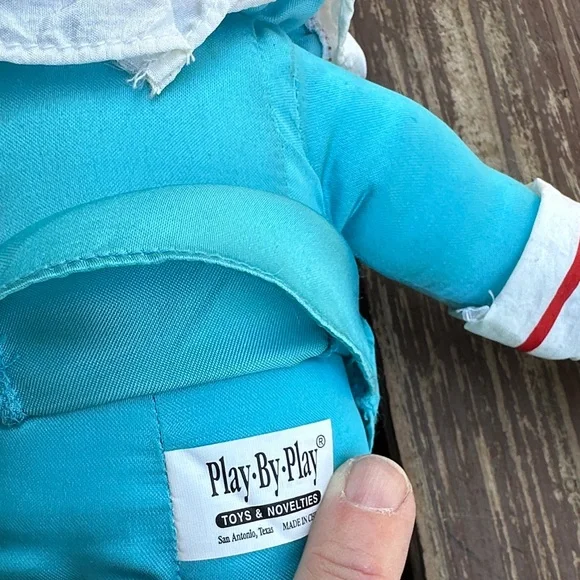 Vintage Bozo Clown 1960’s Plush Toy with bonus Clown Ornaments set - Picture 3 of 11